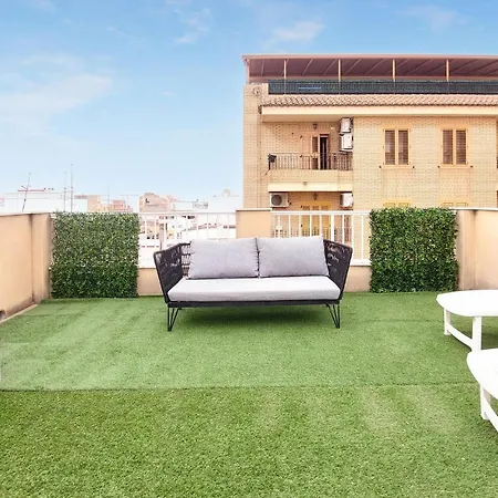 3 Bedroom Lovely In Apartament *