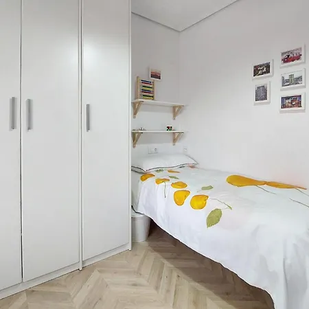 Apartament 3 Bedroom Lovely In