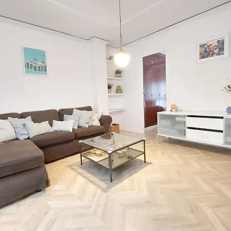 Apartament 3 Bedroom Lovely In *